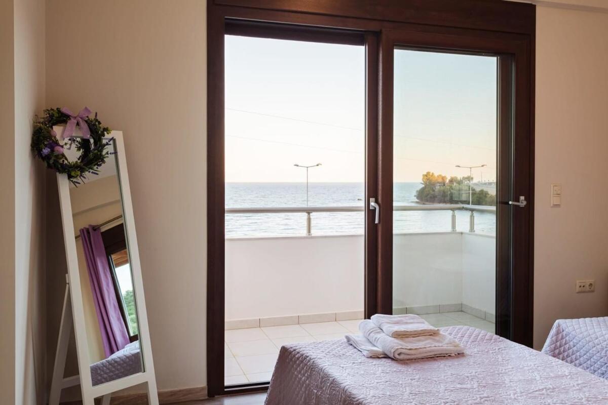 Villa Armonia - Beachfront Majestic Retreat Πεταλίδι Εξωτερικό φωτογραφία